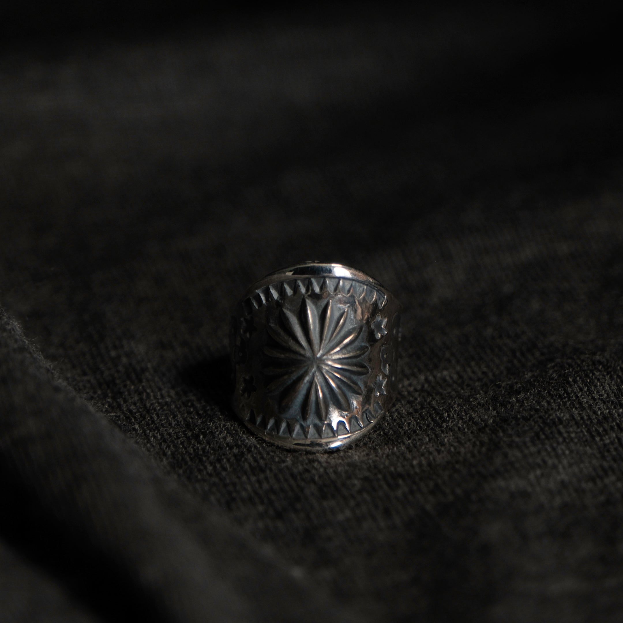 Larry Smith Oyster Ring – BROGUE