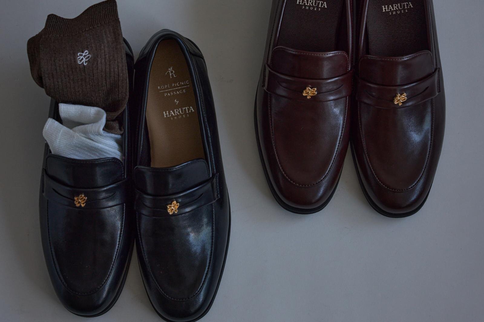 ハルタ×ランバン オン ブルー、“タッセル揺らめく”光沢感ガラス加工