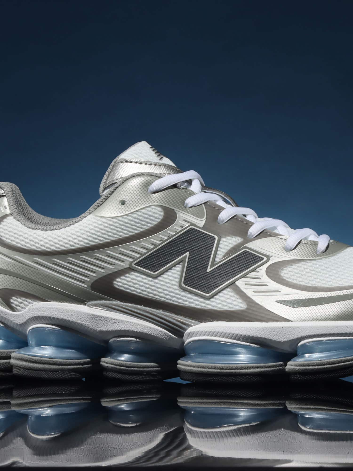 NEW BALANCE ABZORB 2000 | atmos（アトモス） 公式オンラインストア