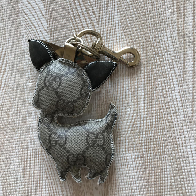 GUCCI チワワ キーホルダー