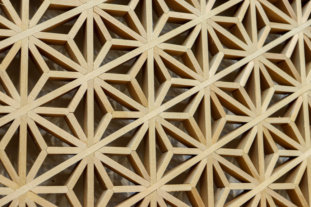 極上!!可憐な麻の葉組子を敷き詰めた木地色欄間 EZ2606 在庫1枚 – 古福