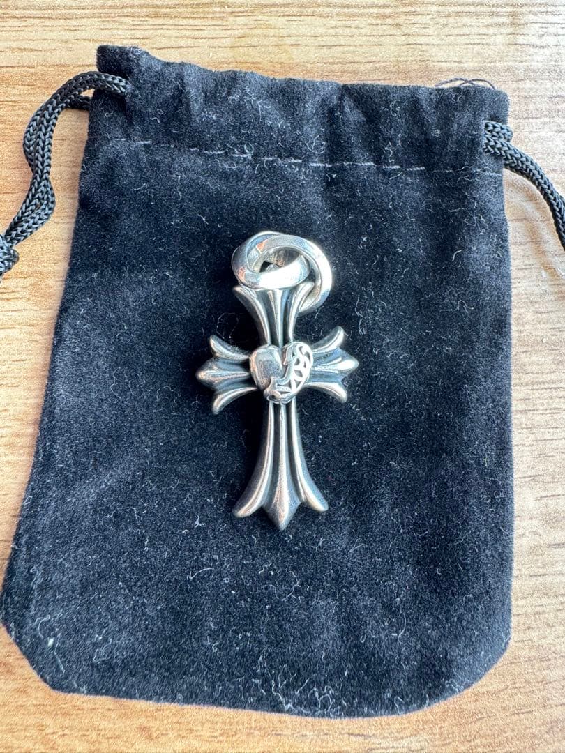 N*Y様 クロムハーツCHクロスハート 最新！クロムハーツ コピー スモール CHクロスハートベイル + ボール