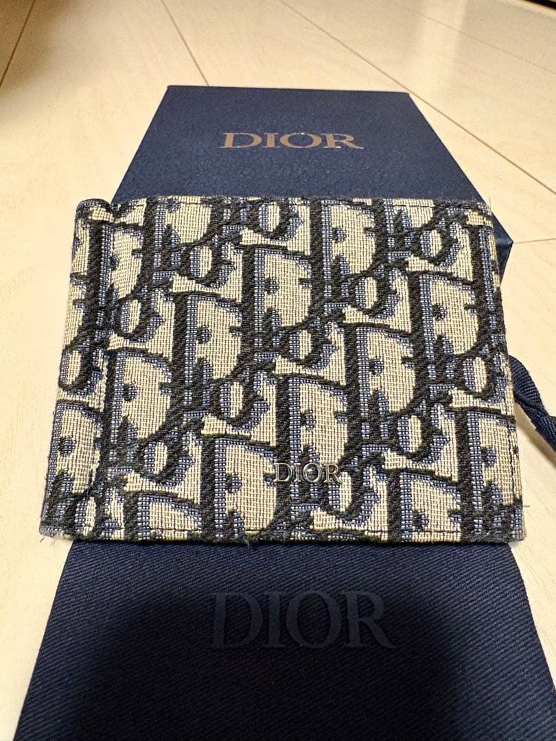 Dior 二つ折り　マネークリップ　美品 imgrc0157061350.jpg