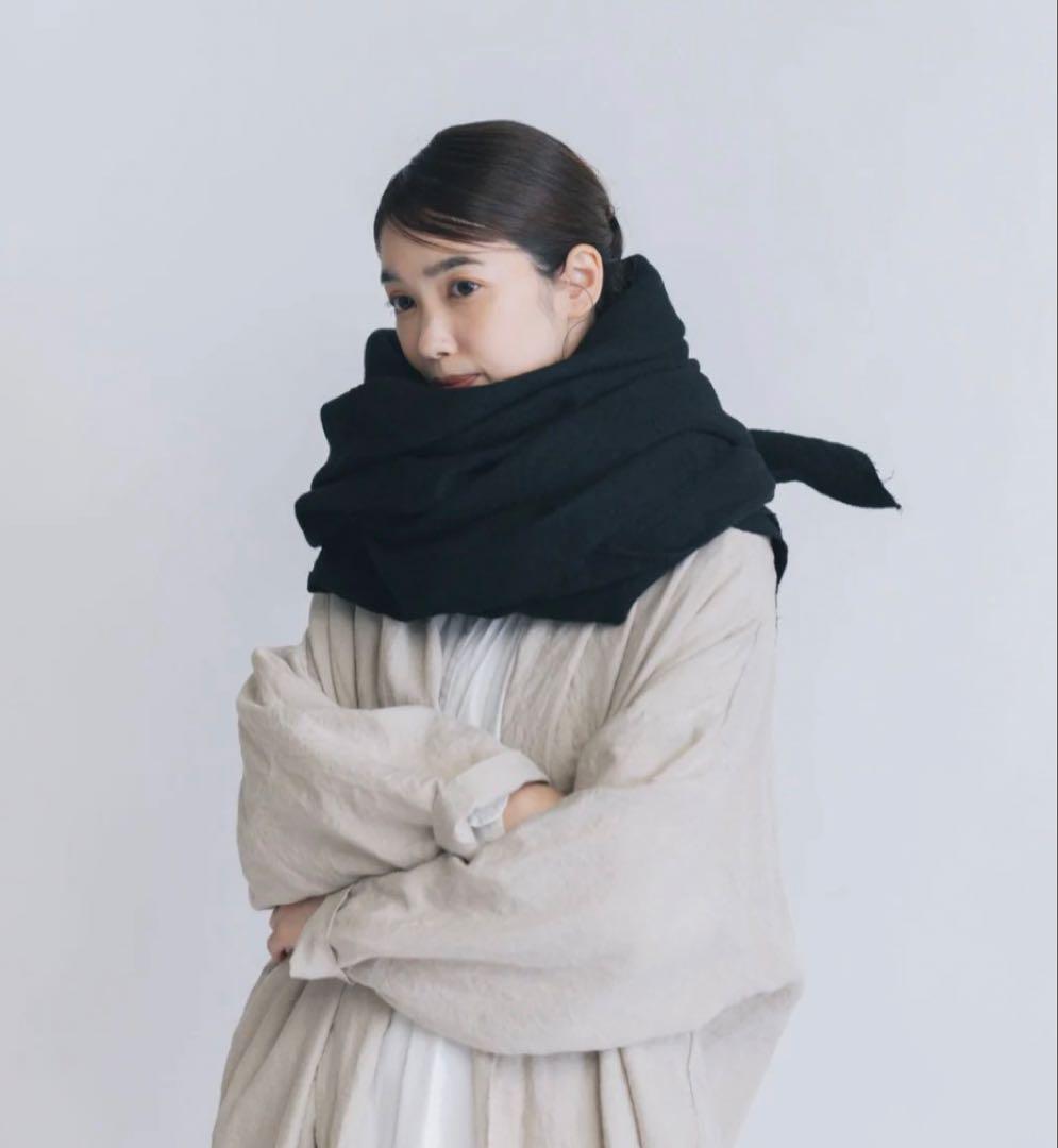 honnete ウールリネンストール　黒 Honnete ワイドストール ウール/リネン ウォッシュドツイル ｜くらす