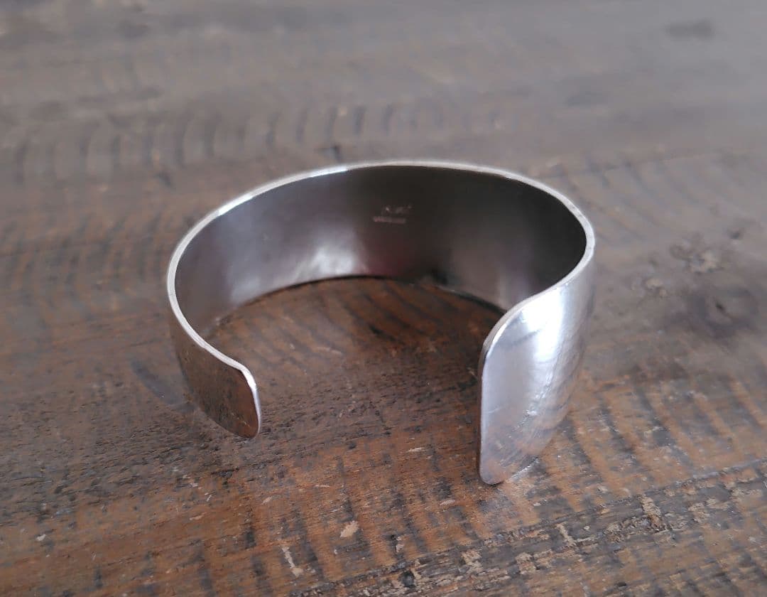 インディアンジュエリー Alice Mc Shirley シルバー バングル - メルカリ