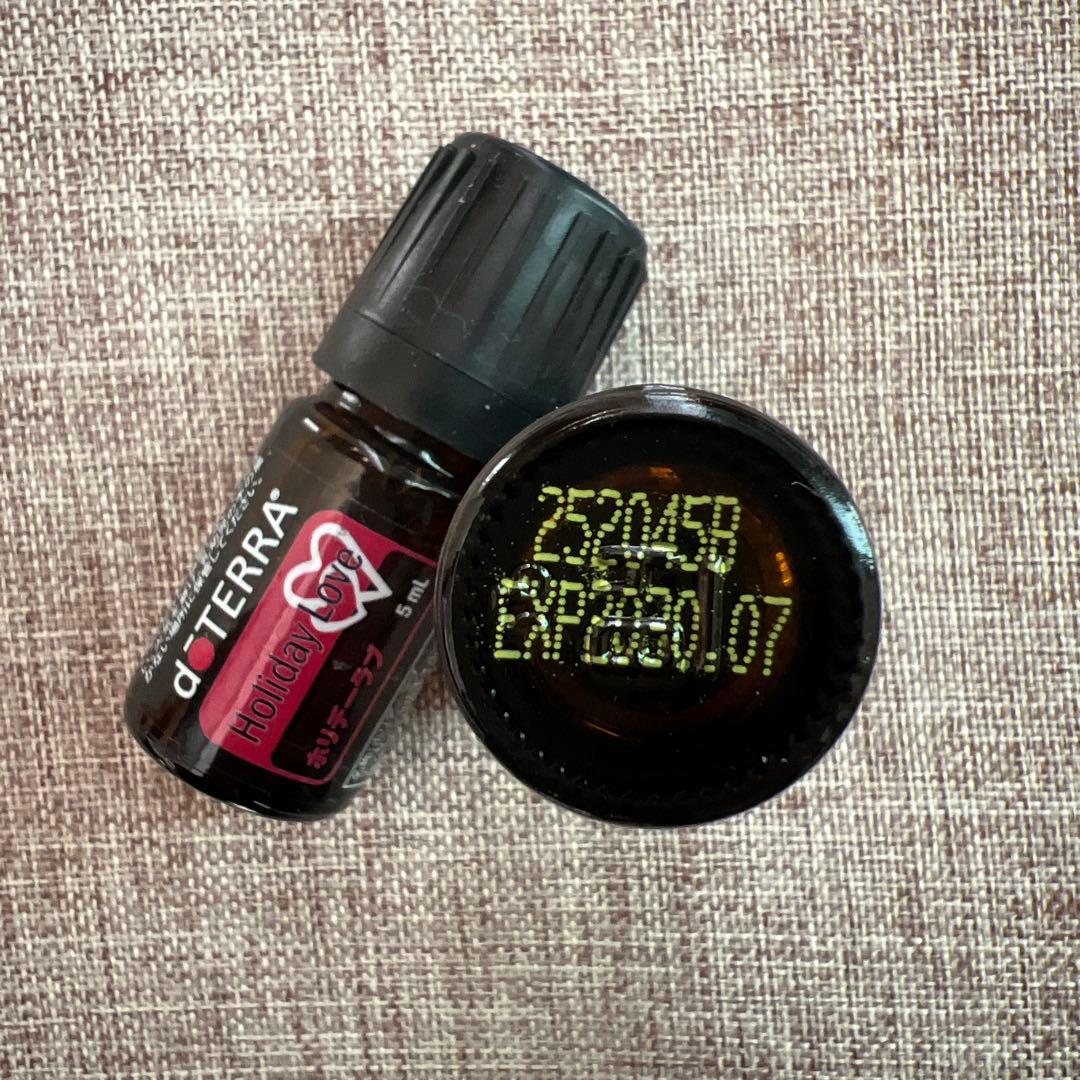 ドテラ ホリデーラブ2本セット 5ml 新品未使用 - メルカリ