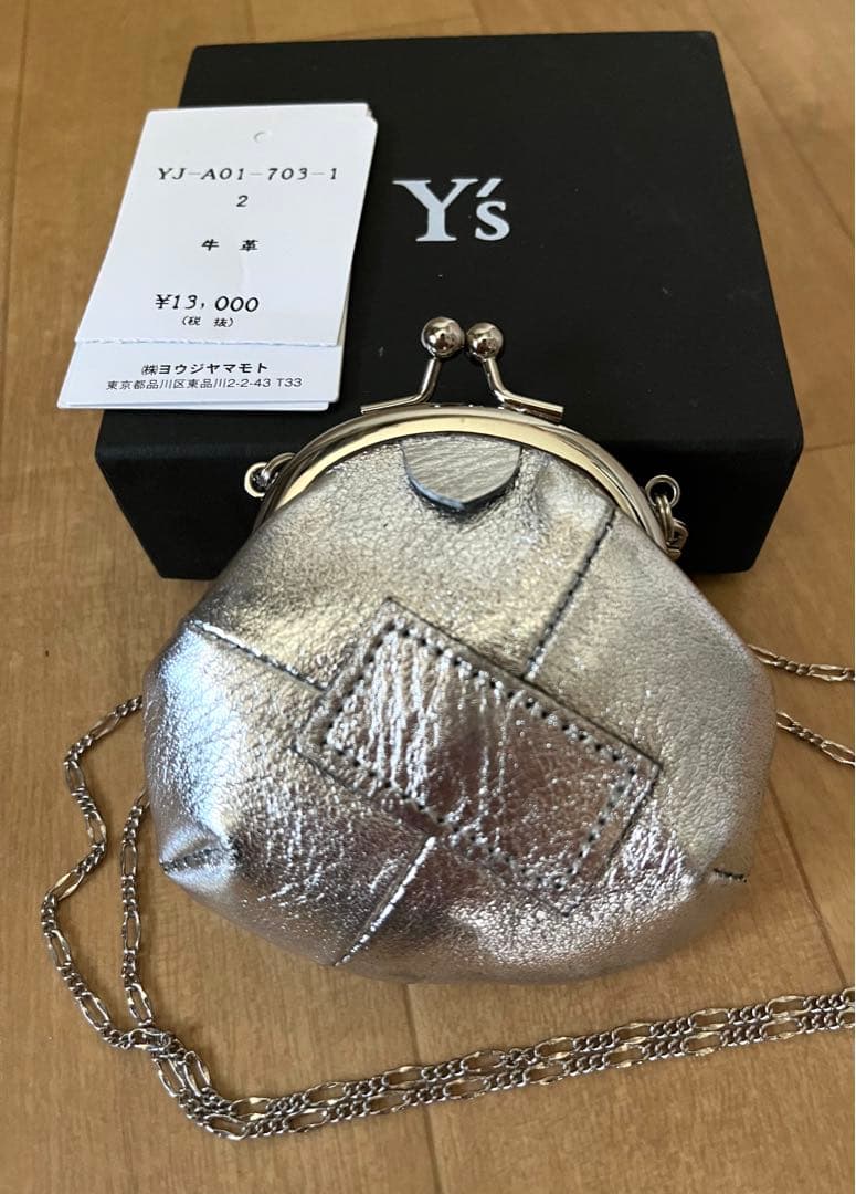 Y's ワイズ ケース がま口 ポシェット 美品 ＞ Y's ワイズ がま口 ショルダーバッグ レザー 斜めがけ 普段